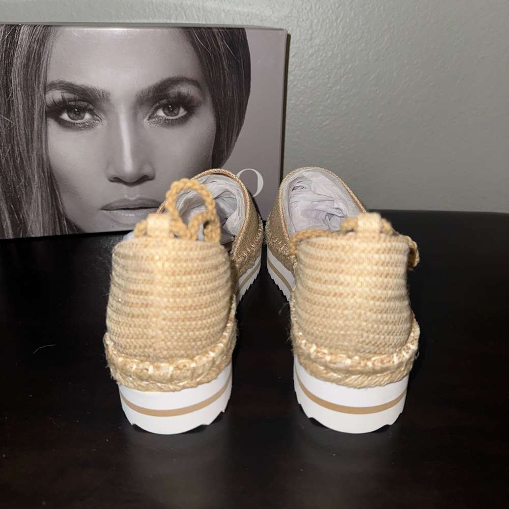 Jennifer Lopez Gold Espadrille Platform Slip Ons - Picture 5 of 12
